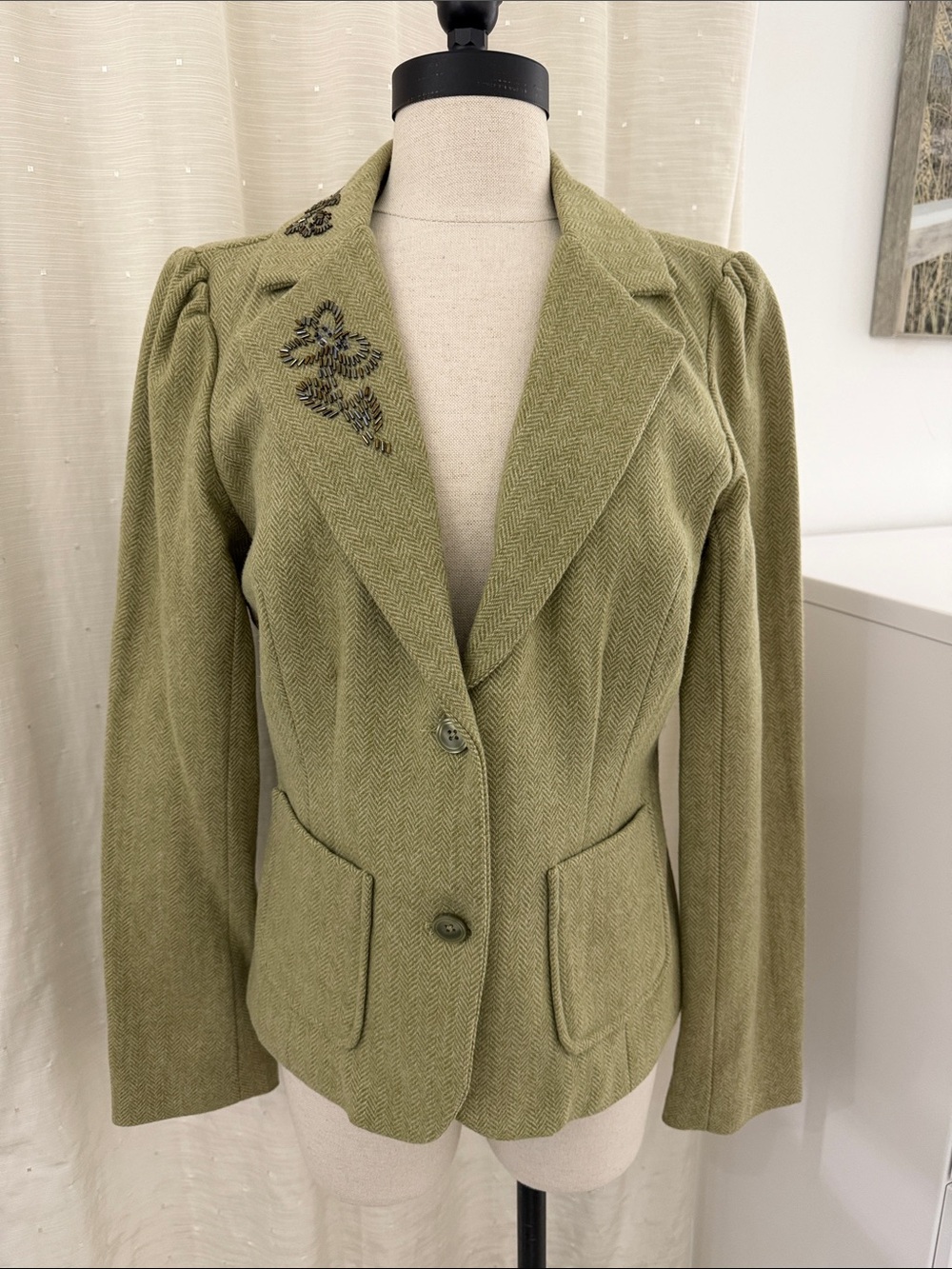 Old Navy NWOT Vintage Olive Green Tailored Blazer with Embroidered Lapel size L